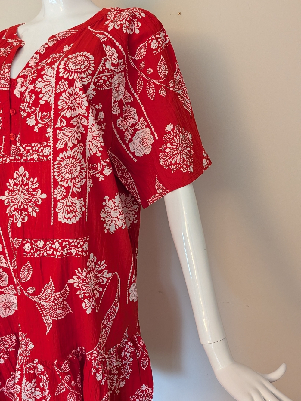 Boho Patchwork Red Mini Dress with Ruffle Hem - Picture 5 of 10